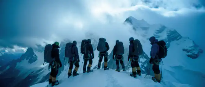 Самоуверенность или расчет? Альпинисты, которых искали на Эльбрусе, заявили, что спасательная операция была лишней